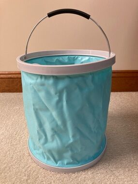 Presto Bucket - Collapsible/Waterproof Fabric Bucket with Padded Handle